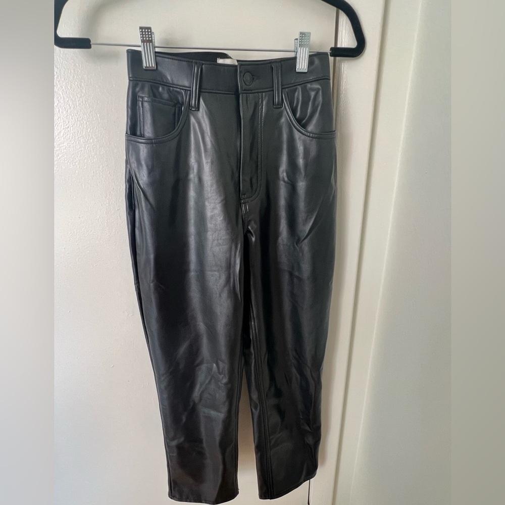 NWT Abercrombie &fitch the ankle straight ultra high rise vegan leather black